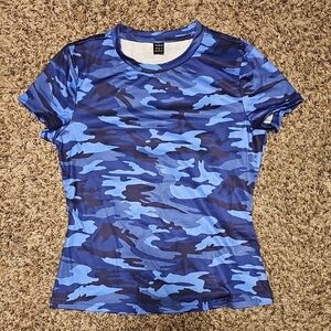 SHEIN Blue Camo Print T-Shirt – Juniors M, Short Sleeve Stretch Tee NWOT